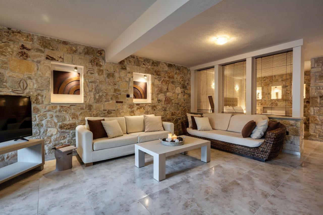 Palmrise Luxury Villas By Travel Pro Services - Nea Skioni Halkidiki Esterno foto