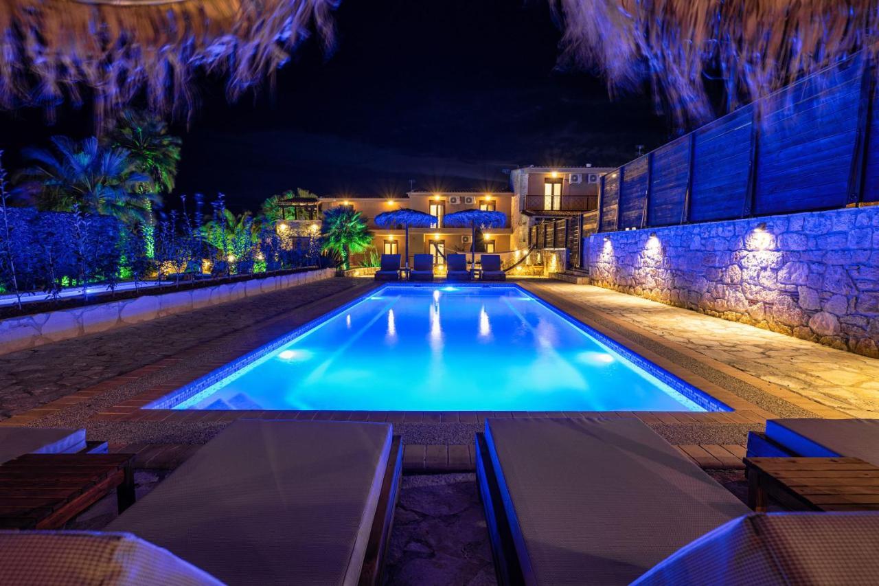 Palmrise Luxury Villas By Travel Pro Services - Nea Skioni Halkidiki Esterno foto